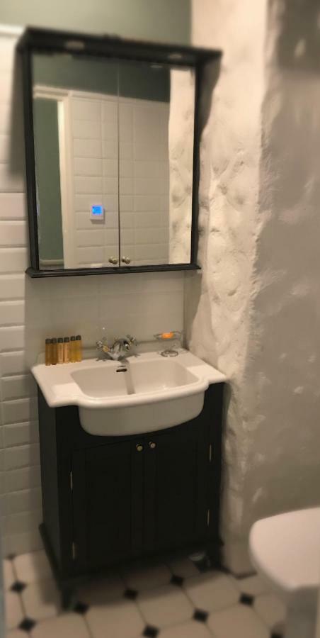 Villa Kertelhof Guesthouse Kärdla Eksteriør bilde